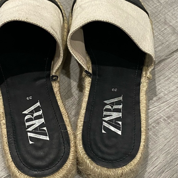 Zara Toe Cap Espadrilles Mules, Women's Fashion, Footwear, Flats - Picture 4 of 7